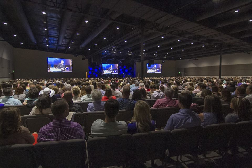 Megachurch Pastor With Nearly 40,000 Attendees Says 'We're All About ...