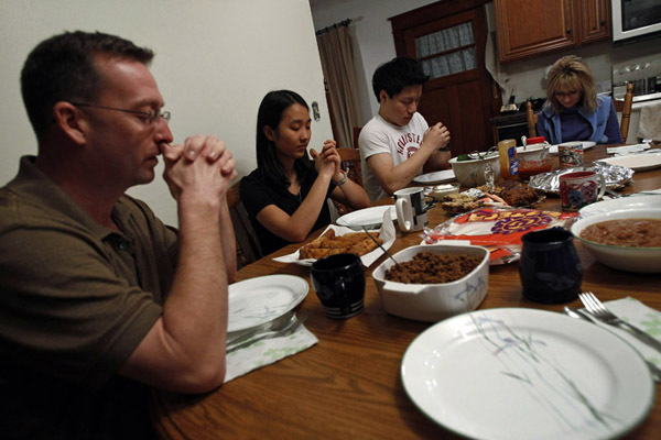 Eating to dining: shared meals reveal what it means to be human - Vimarsana News