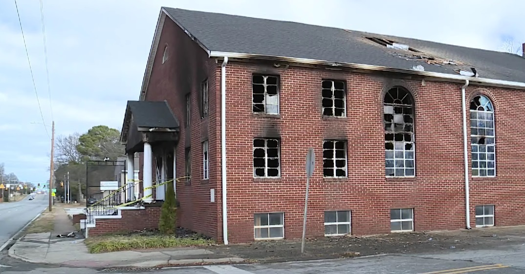Congregation devastated by fire gets help from Baptist church | U.S.
