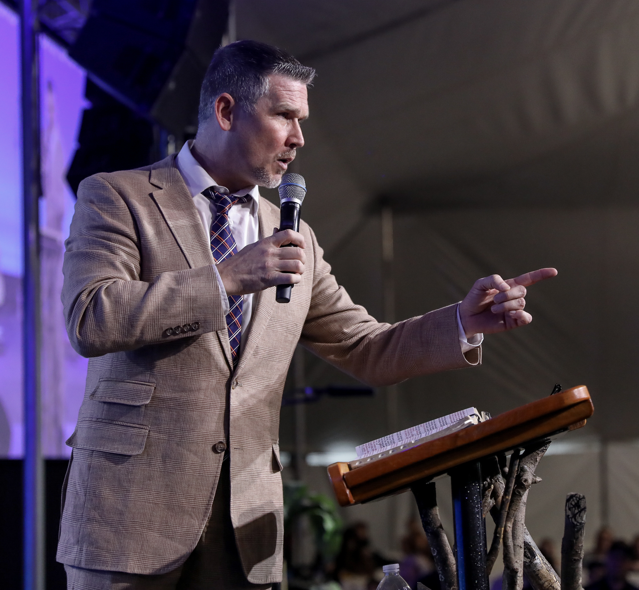 Greg Locke announces Global Vision Bible Church’s new campus