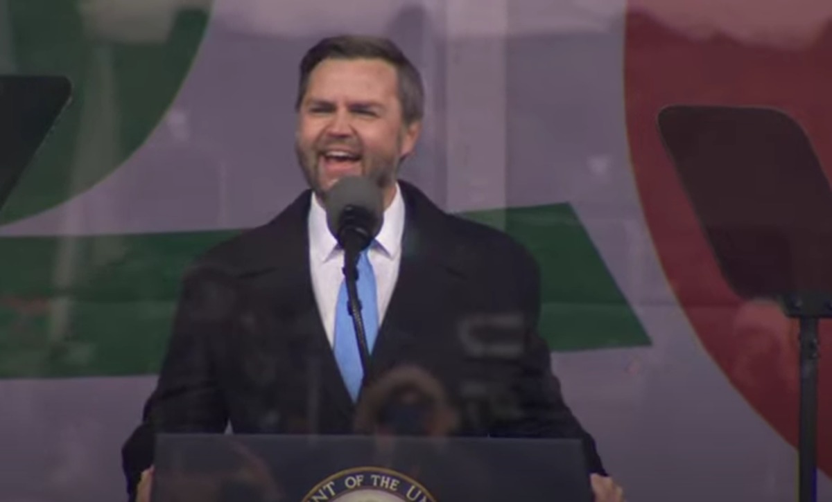 మార్చి కోసం JD వాన్స్: ది ట్రంప్ అడ్మిన్. మీరు నిలబడి ఉన్నారు '