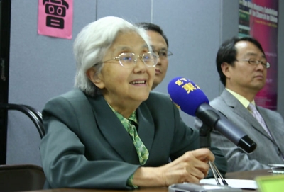 The Rev. Dr. Cao Sheng-jie, president of China Christian Council, gives an overview of the Bible exhibit, which will open in New York on June 5. (Photo: The Christian Post)