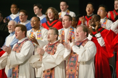 The Mass Choir of singers from nine United Methodist seminaries leads morning worship on Thursday, April 29, at the United Methodist Church's 2004 General Conference in Pittsburgh. A UMNS photo by Mike DuBose.