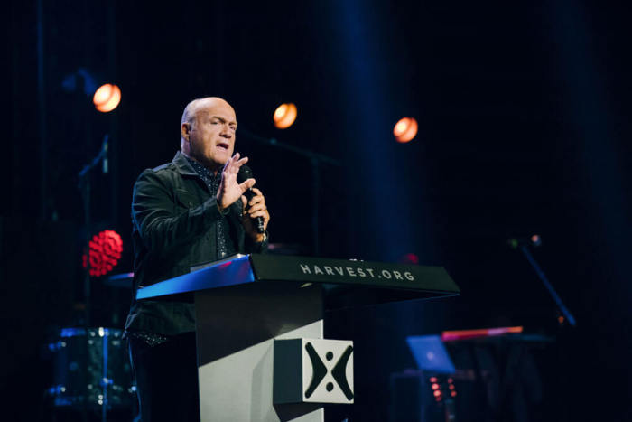 Pastor Greg Laurie delivers Gospel message to 4,000 people at Infinite Energy Arena at Harvest Atlanta, Georgia, September 23, 2016.