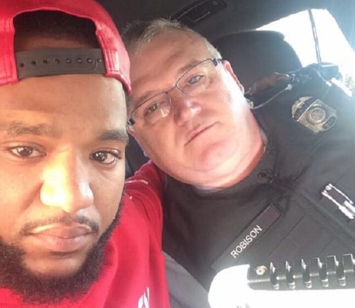 Mark Ross (L) and Ohio Police Sgt. David Robinson (R).