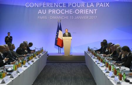 French President Francois Hollande delivers a speech at the Middle East peace conference in Paris, France, January 15, 2017. REUTERS/Bertrand Guay/POOL