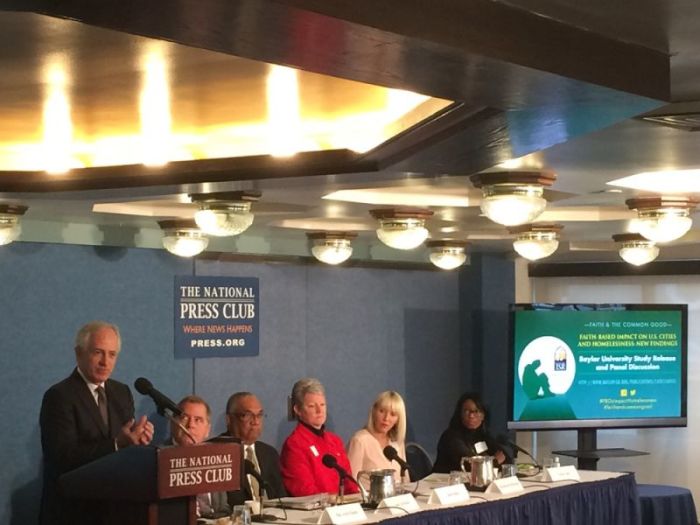 U.S. Senator Bob Corker congratulates scholars on the release of Baylor University study showcasing the impact of faith-based organizations at the National Press Club in Washington, D.C., February 1, 2017.