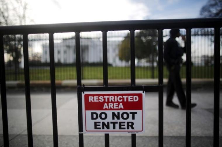 A restricted area sign is seen outside of the White House in Washington November 27, 2015. File photo.