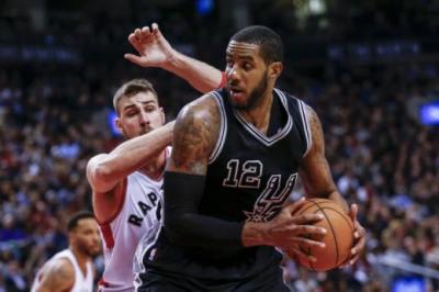 San Antonio Spurs forward LaMarcus Aldridge (12) in a game against the Toronto Raptors on January 24, 2017.