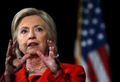 Hillary Clinton speaks at the Iowa Democratic Party's Hall of Fame dinner in Cedar Rapids, Iowa, United States, July 17, 2015.