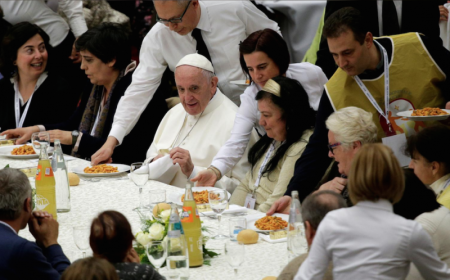 Pope Francis has lunch with the poor following a special mass to mark the new World Day of the Poor in Paul VI's hall at the Vatican, November 19, 2017.