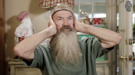 'Happy holidays,' not 'Christmas'? Phil Robertson has a thing or two to say about that on his latest epirode of 'Into the Woods' Dec 11, 2017