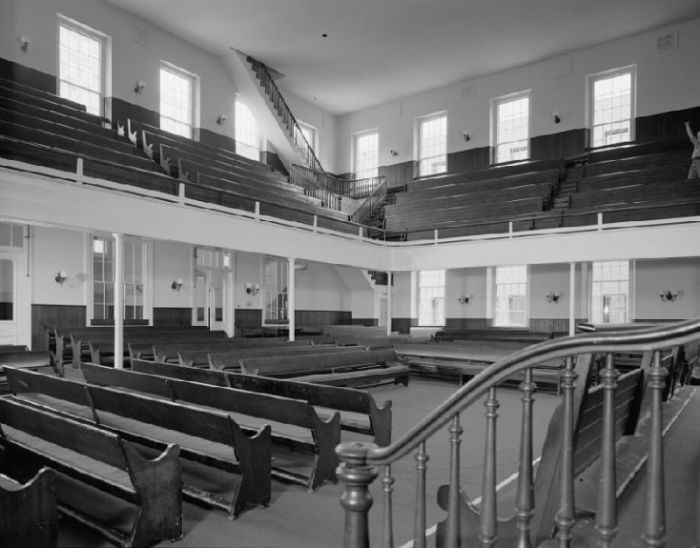 Race Street Philadelphia Friends (Quaker) Meeting House, from HABS collection at the Library of Congress.