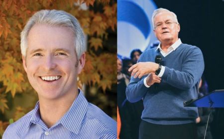 John Ortberg (L), senior pastor of Menlo Church in Menlo Park, California, and Bill Hybels (R), founder and senior pastor of the multi-campus Willow Creek Community Church in Illinois.