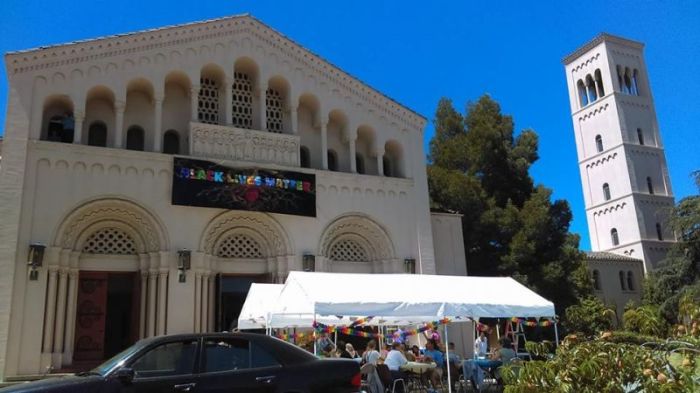 First Congregational Church of Oakland in California.