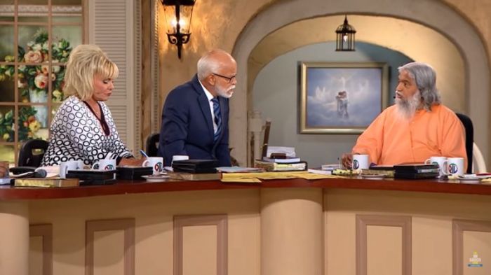 Sadhu Sundar Selvaraj (R) speaking with televangelist Jim Bakker (C) on the 'The Jim Bakker Show' in a clip uploaded on July 23, 2018.