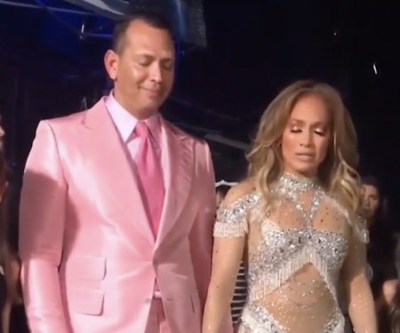 Alex Rodriquez and Jennifer Lopez stand in a prayer circle on the last day of her All I Have show in Las Vegas, Oct 3, 2018.