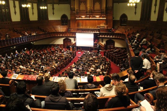 New York University social psychologist and best-selling author Jonathan Haidt speaks at the inaugural Anita and Antonio Gotto Lecture Series at Fifth Avenue Presbyterian Church on Thursday October 25, 2018.