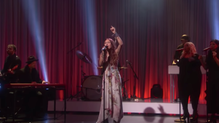 Christian artist Lauren Daigle performs on the 'Ellen' show, October 2018.