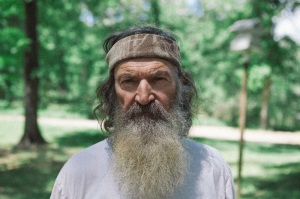 'Duck Dynasty' star Phil Robertson diagnosed with Alzheimer’s; social media floods with prayers