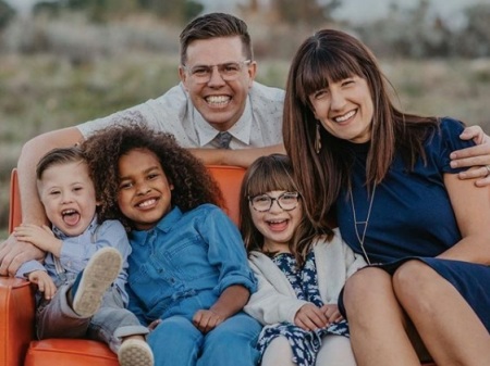 Josh and Heather Avis pictured with their three children: Macyn, Truly, and August. 