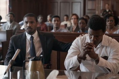 Michael B. Jordan and Jamie Foxx in 'Just Mercy.'