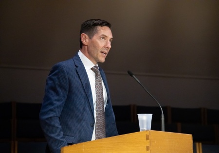 Douglas Axe, Maxwell Professor of Molecular Biology at the School of Science, Technology and Health at Biola University, speaking at a symposium in 2019. 