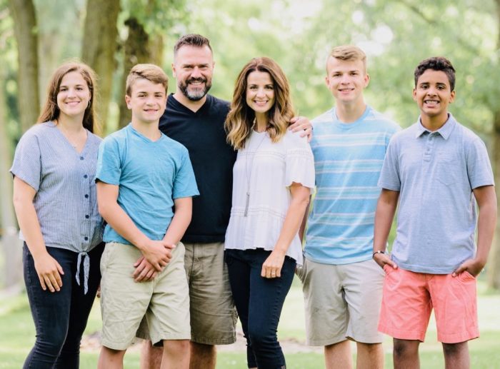 Pastor David Dummitt (3rd L) and his family. Dummitt has been named the new senior pastor of Willow Creek Community Church in suburban Chicago.