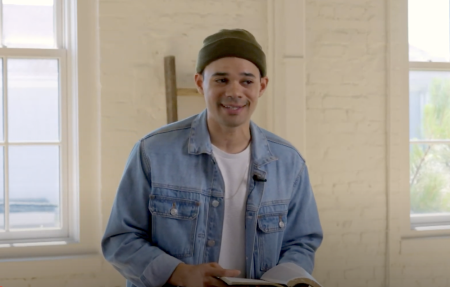 Tauren Wells speaks during Remnant Conference 2020