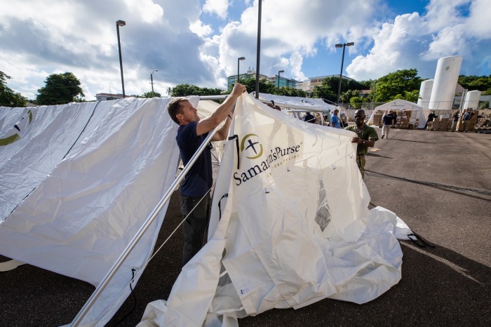 Samaritan's Purse sets up its Emergency Field Hospital for coronavirus patients in the Bahamas, October 2020. 