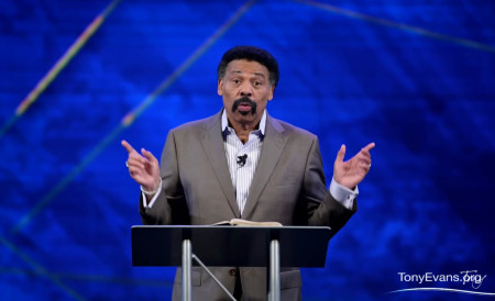 Pastor Tony Evans, the pastor of Oak Cliff Bible Fellowship in Texas.