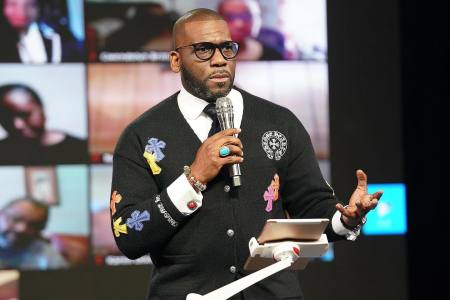 Pastor Jamal Bryant