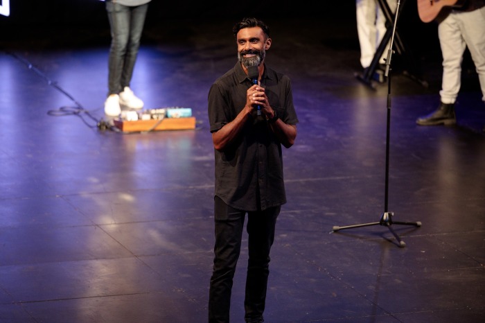 Chrishan Jeyaratnam will replace Carl Lentz as the new leader of Hillsong NYC.