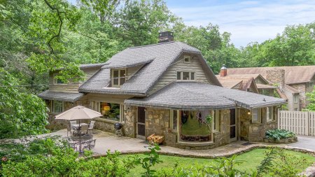 This four-bedroom house at 198 Mississippi Road in Montreat, North Carolina, was Billy and Ruth Graham’s first home.