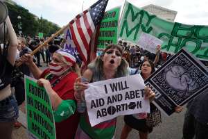 Study finding many are 'fleeing' states with abortion bans is 'unpersuasive,' scholar says