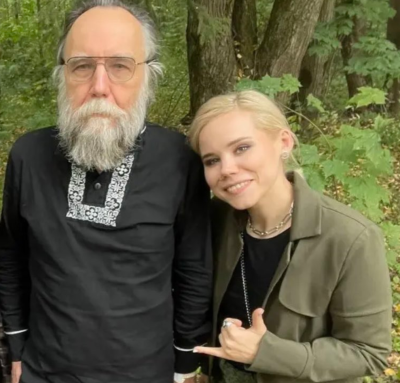 Darya Dugina (R) and Alexander Dugin (L)