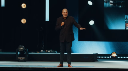 Hillsong Church founder Brian Houston speaks at Christian Faith Center in Seattle, Washington, on Aug. 22, 2022.