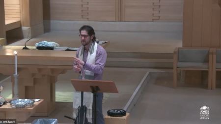 A screenshot from a sermon by rabbi Josh Franklin of the Jewish Center of the Hamptons.