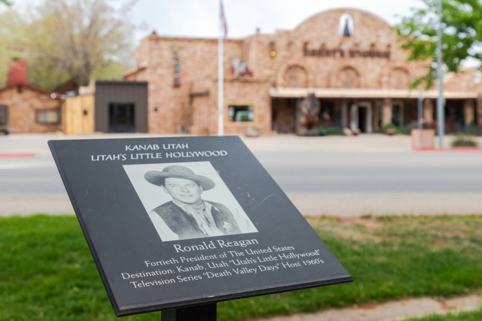 Commemorative markets in downtown Kanab pay tribute to the Western movies and TV series filmed in this part of southern Utah. 