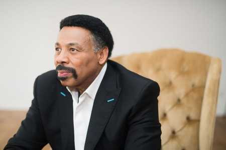 Pastor Tony Evans