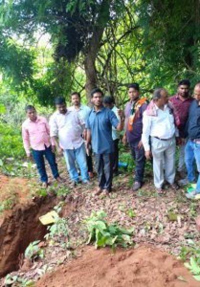 Christians attend the burial of Bindu Sodi in Dantewada District, Chhattisgarh state, India, June 26, 2024.