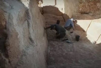 Limestone slabs uncovered in the archaeological excavations in Har Hotzvim neighborhood of Jerusalem have biblical significance