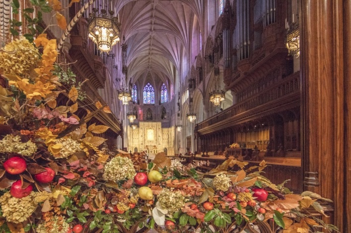 'Focus on the gifts of God': Churches hold Thanksgiving Day worship services 