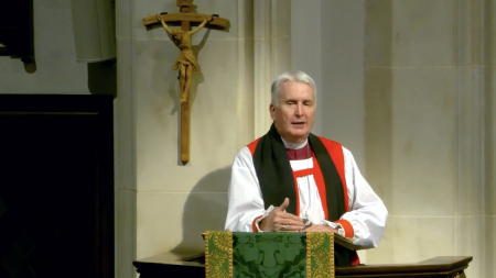 The Right Rev. Gregory Brewer, interim rector at the Church of the Incarnation and former bishop of Central Florida, gives the sermon during a Nov. 17, 2024, service. 