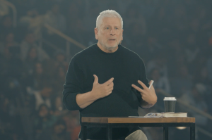 Louie Giglio challenges ‘sin-fueled’ culture at Passion 2025: ‘The church exists for God, not for us’