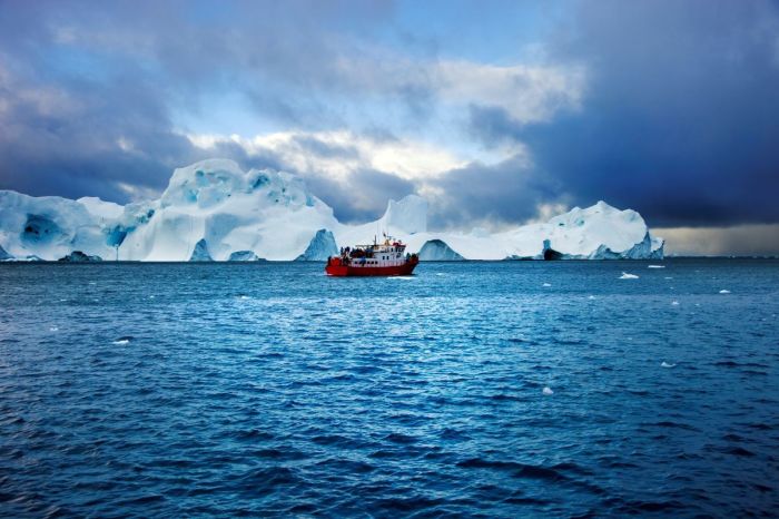 Boat trip to ice fjord, Ilulissat, UNESCO world heritage, Disko bay, Greenland, Polar, artic sea.