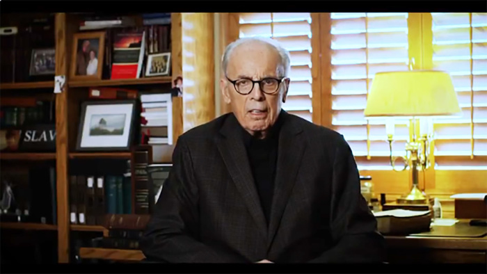 Pastor John MacArthur addresses the Shepherds Conference.