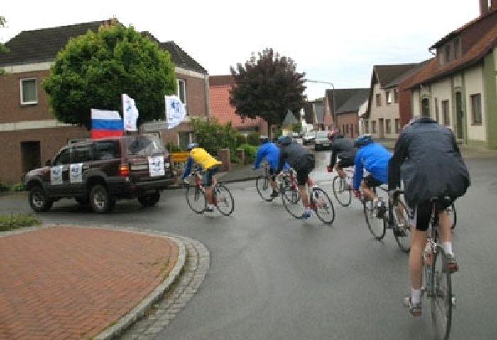 Credit : The first team of cyclists on the transcontinental evangelistic journey Gospel Expedition '07 bicycling in Germany on May 14, 2007. 