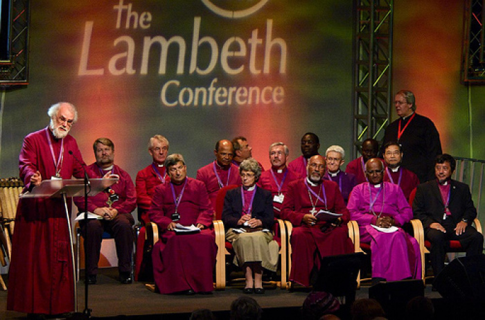 The Archbishop of Canterbury, Dr. Rowan Williams, gives thanks to the bishops who authored the Indaba reflections document.