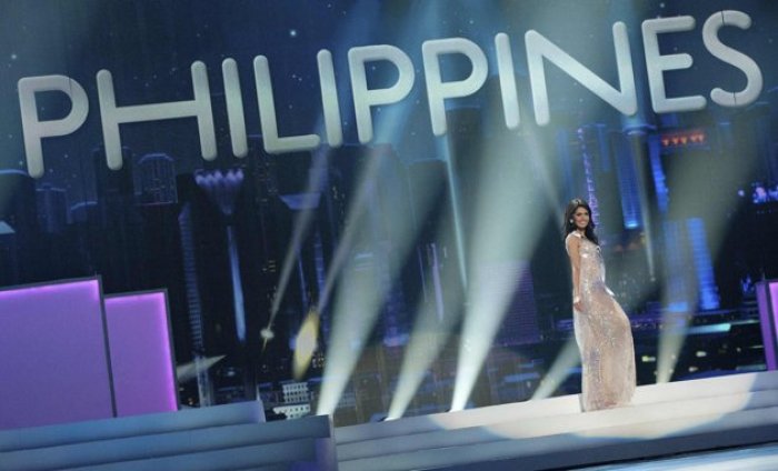 Miss Universe Philippines 2011 Shamcey Supsup competes in the evening gown presentation show at the Credicard Hall in Sao Paulo September 8, 2011. The contestants are in Sao Paulo for the 2011 MissUniverse pageant which will be held on September 12.